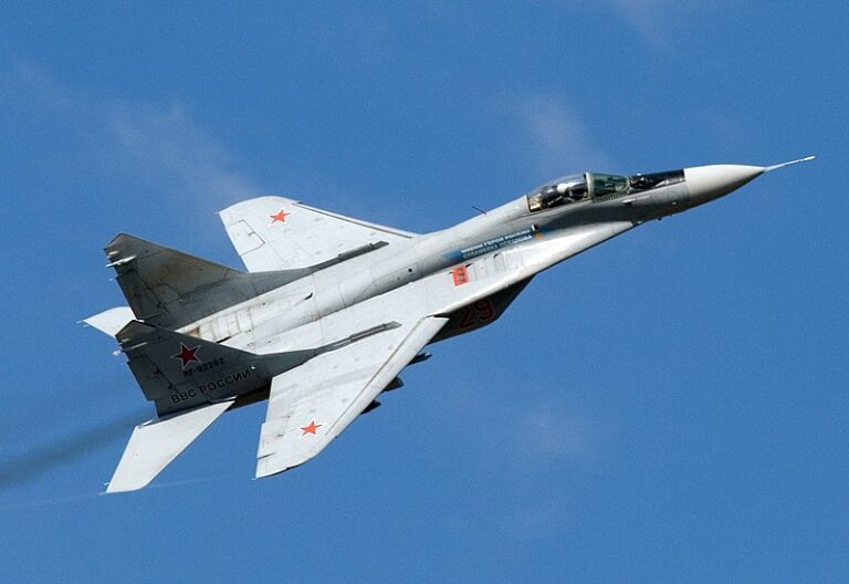 Mikoyan-Gurevich MiG-29 Fulcrum - Soviet Aircraft & Warplanes